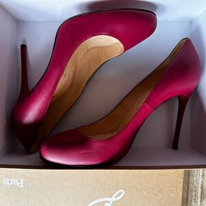 Christian Louboutin Magenta Heels HOT must haves!